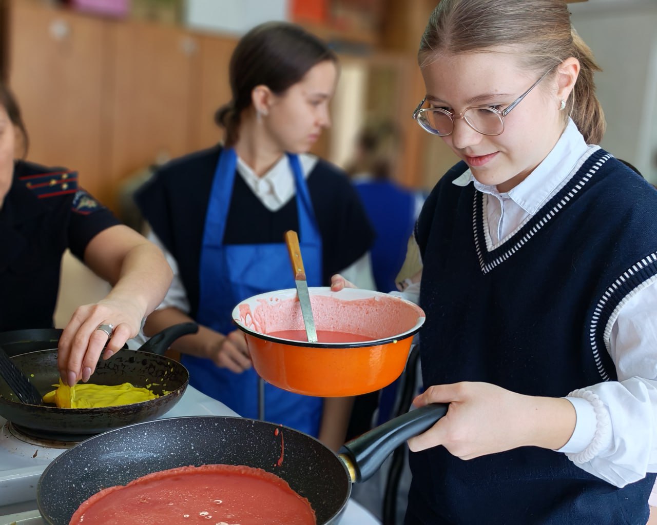 Тверские автоинспекторы и юные инспекторы движения провели «Безопасную масленицу» в Гимназии №44 города Твери Тверские автоинспекторы и юные инспекторы движения провели «Безопасную масленицу» в Гимназии №44 города Твери