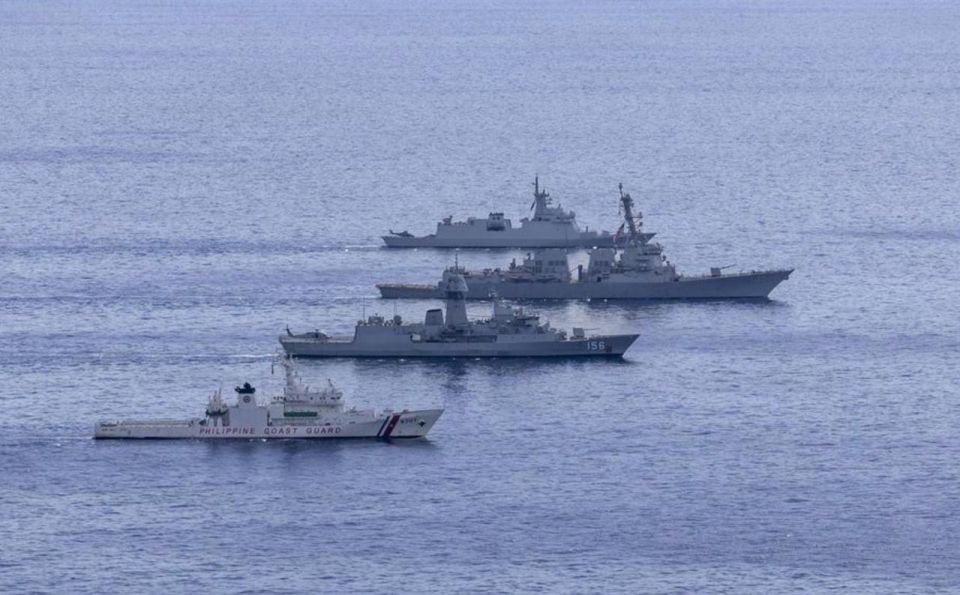 Ответ НОАК. На морские манёвры Филиппин, США и Австралии