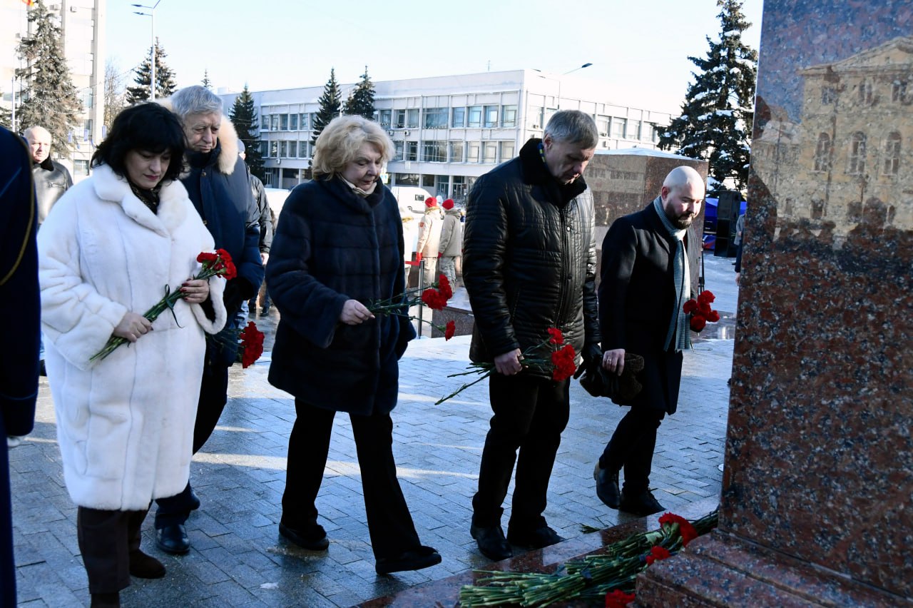 23 февраля в Тверской области проходят торжественные мероприятия, посвящённые Дню защитника Отечества 23 февраля в Тверской области проходят торжественные мероприятия, посвящённые Дню защитника Отечества