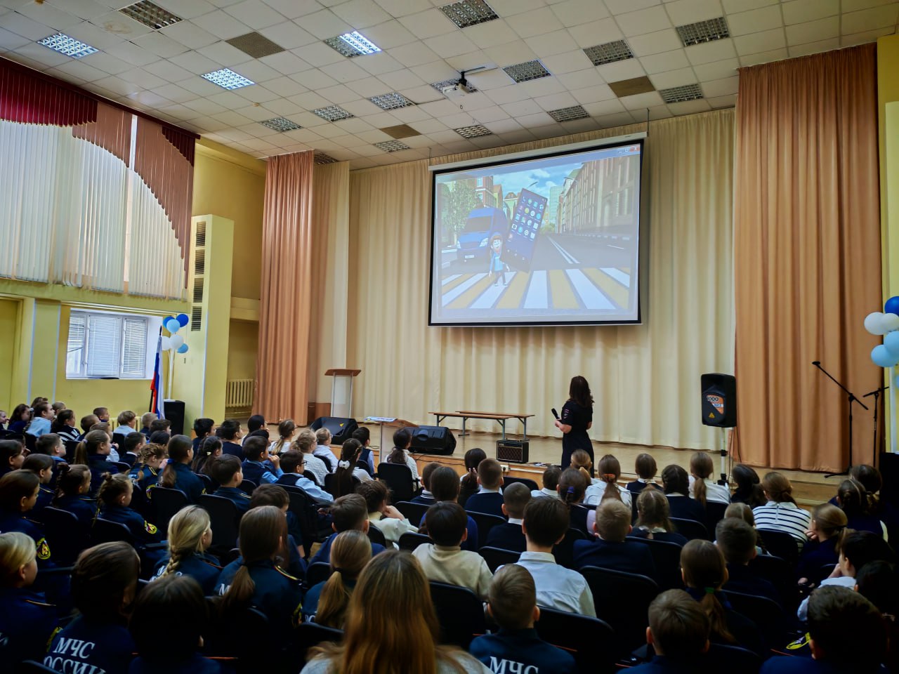 Сотрудники Госавтоинспекции побывали в гостях у учеников СОШ №3 города Твери Сотрудники Госавтоинспекции побывали в гостях у учеников СОШ №3 города Твери