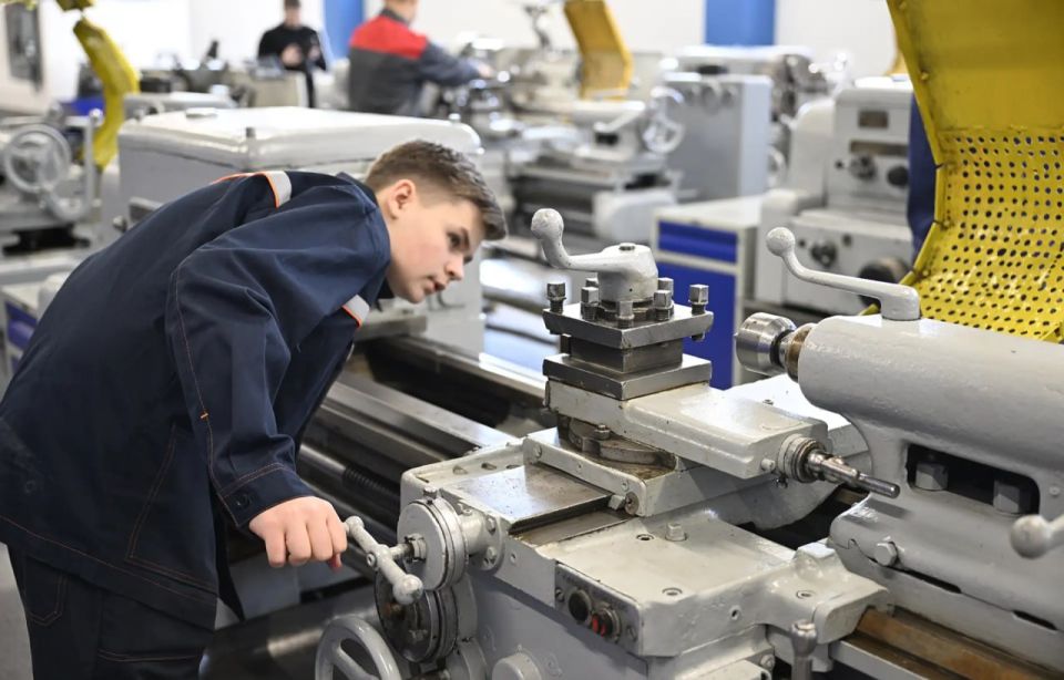 � ������������ ����������� ����� ��������� �� ����������� � �������� ������� �� ���������� �������, ���������� � �������� ������� � ������ ��������� ������� ������������ ����������� ��