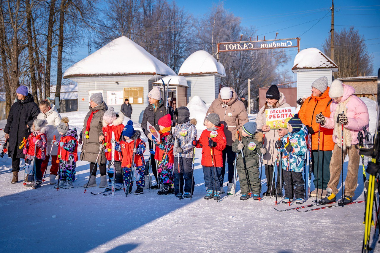 Дошколята из Лихославля соревновались на лыжне Дошколята из Лихославля соревновались на лыжне