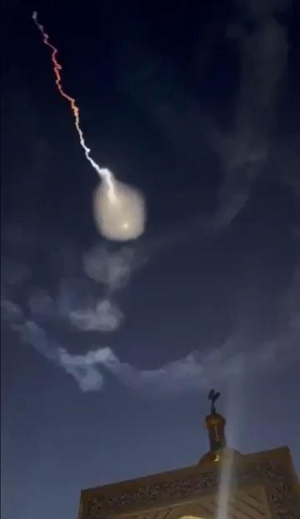 Второй этап в действии. Иранская армия объявила о введении в действие баллистической ракеты "Седжил" в ответ на атаки США и Израиля