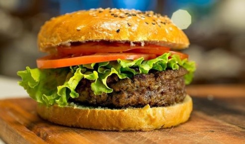 В Испании презентовали бургер, который стоит целых 11 тысяч долларов