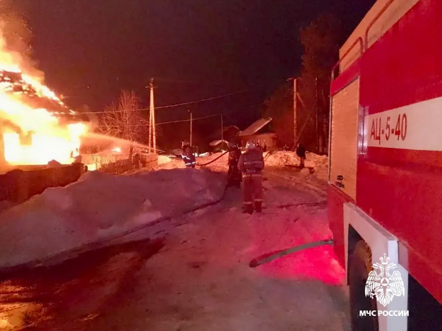 Пожар в Тверской области унес жизни двух человек Пожар в Тверской области унес жизни двух человек