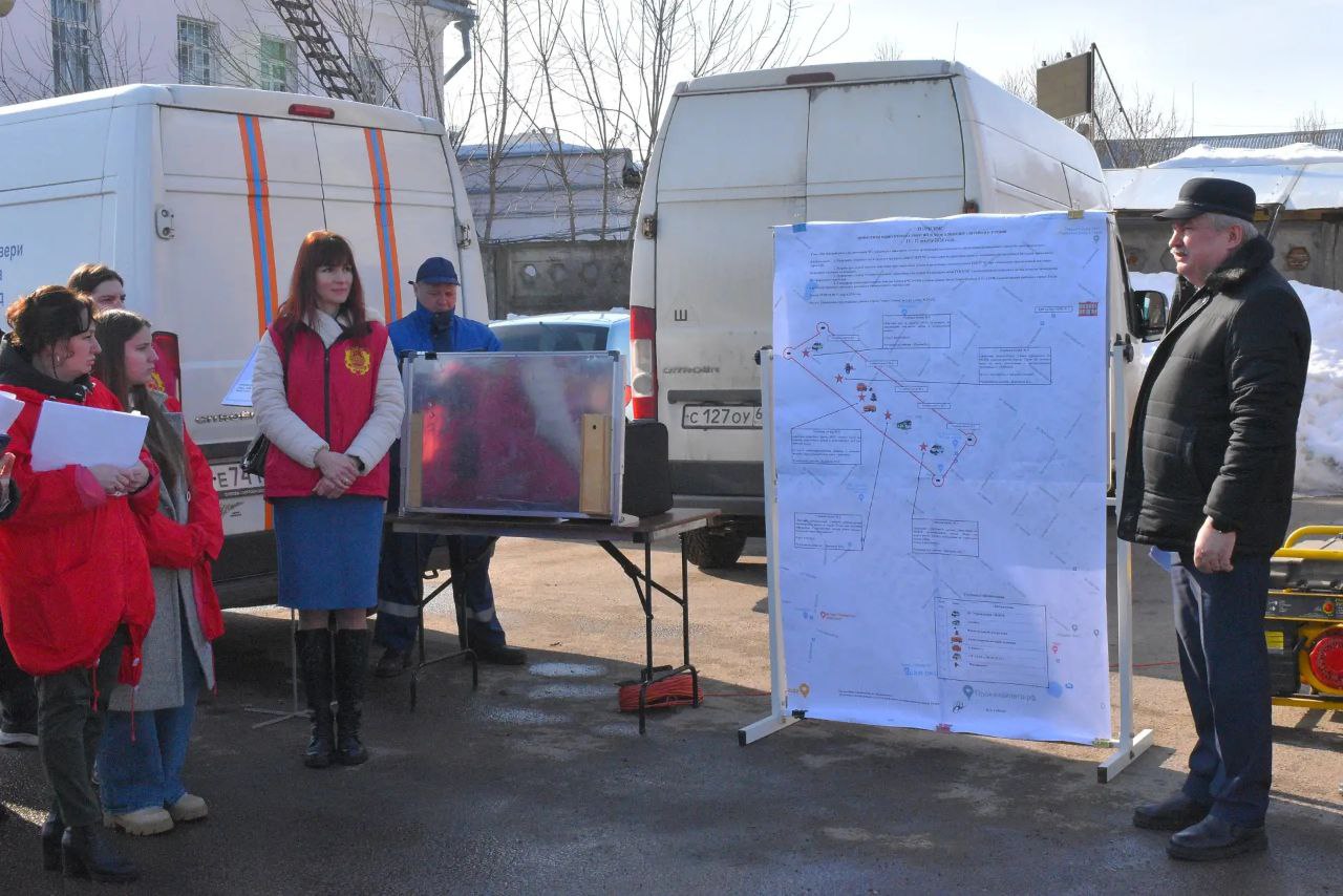 В Твери прошли командно-штабные учения по подготовке к безаварийному пропуску весеннего половодья и пожароопасному периоду В Твери прошли командно-штабные учения по подготовке к безаварийному пропуску весеннего половодья и пожароопасному периоду