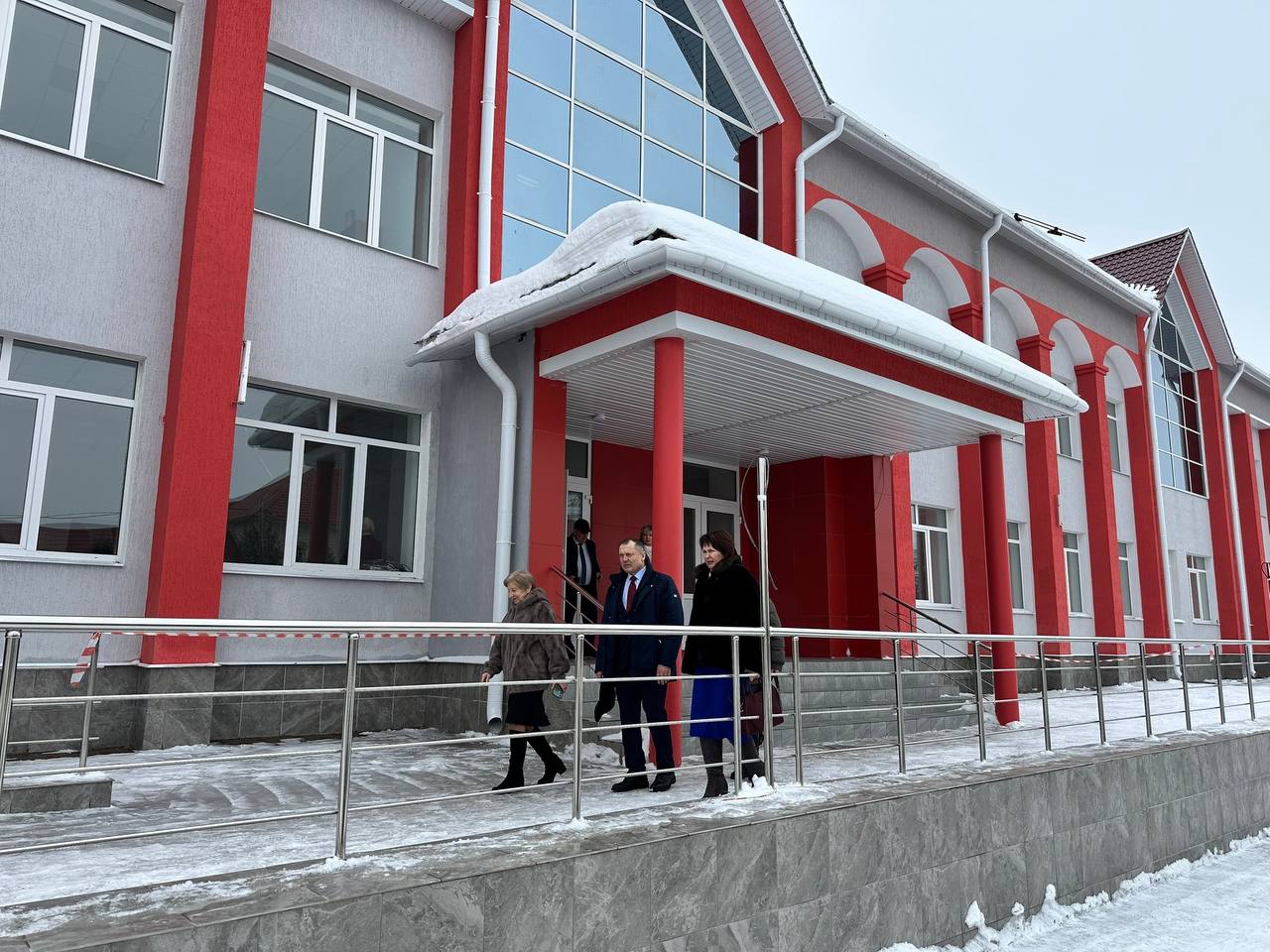 Народная программа Единой России – это развитие социальной инфраструктуры во всех регионах страны Народная программа Единой России – это развитие социальной инфраструктуры во всех регионах страны