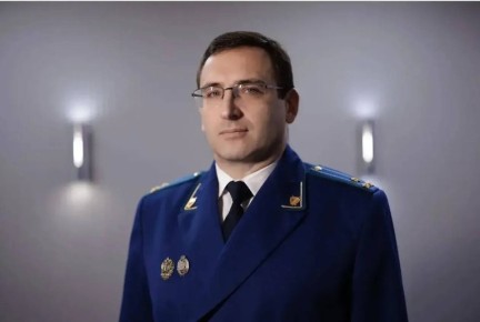 25 марта Президент России Владимир Путин подписал Указ о назначении на должность прокурора Тверской области Дениса Назаренко