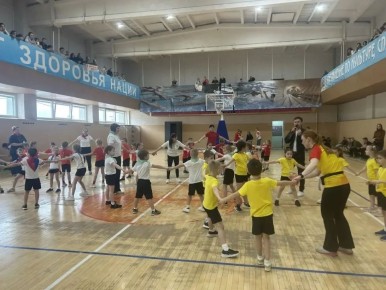 ГТО шагает в детский сад!. В минувшие выходные в АНО ФКиС «Дом спорта «Юность» состоялся муниципальный этап фестиваля «ГТО шагает в детский сад!»