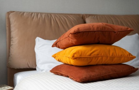 Как китайская техника сна на пяти подушках может изменить ваш отдых