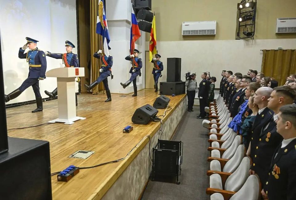 Виталий Королев поздравил сотрудников и ветеранов органов правительственной связи Тверской области с 90-летием со дня образования