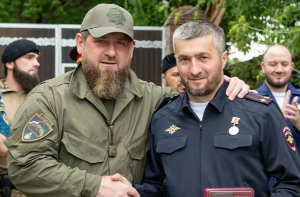 Герой нашего времени — заместитель командира СпН «АХМАТ», заместитель командующего 3-й армией Исмаил Ганшаев с позывным «Охотник»