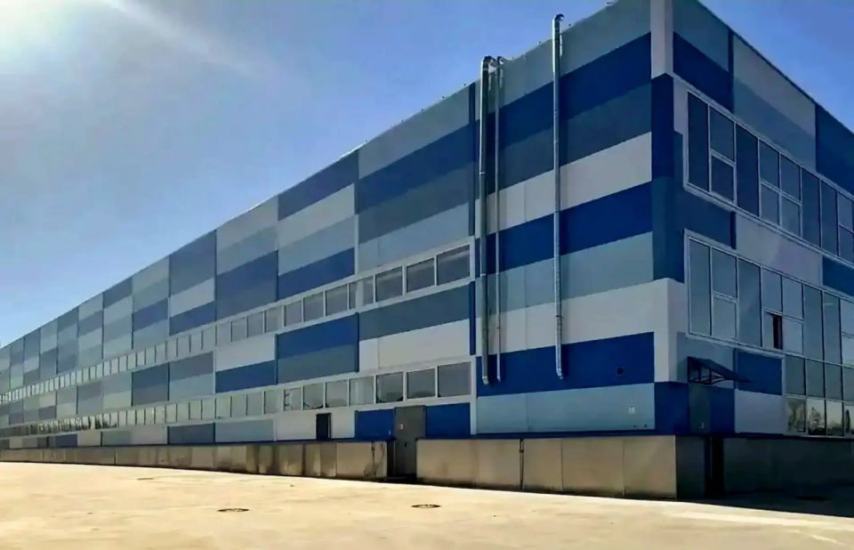 В особой экономической зоне «Эммаусс» под Тверью завершено строительство нового производства полиэтиленовых труб и изделий из пластика