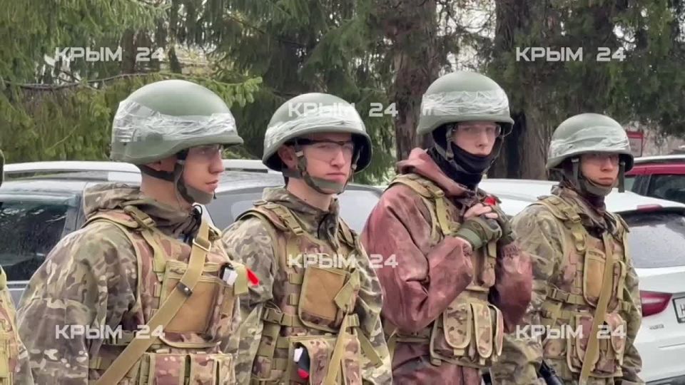 120 школьников и студентов из разных регионов России прошли школу тактической подготовки «ШТОРМ Крым»