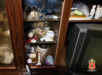 В Тверской области вор совершил дерзкую кражу из сахарницы