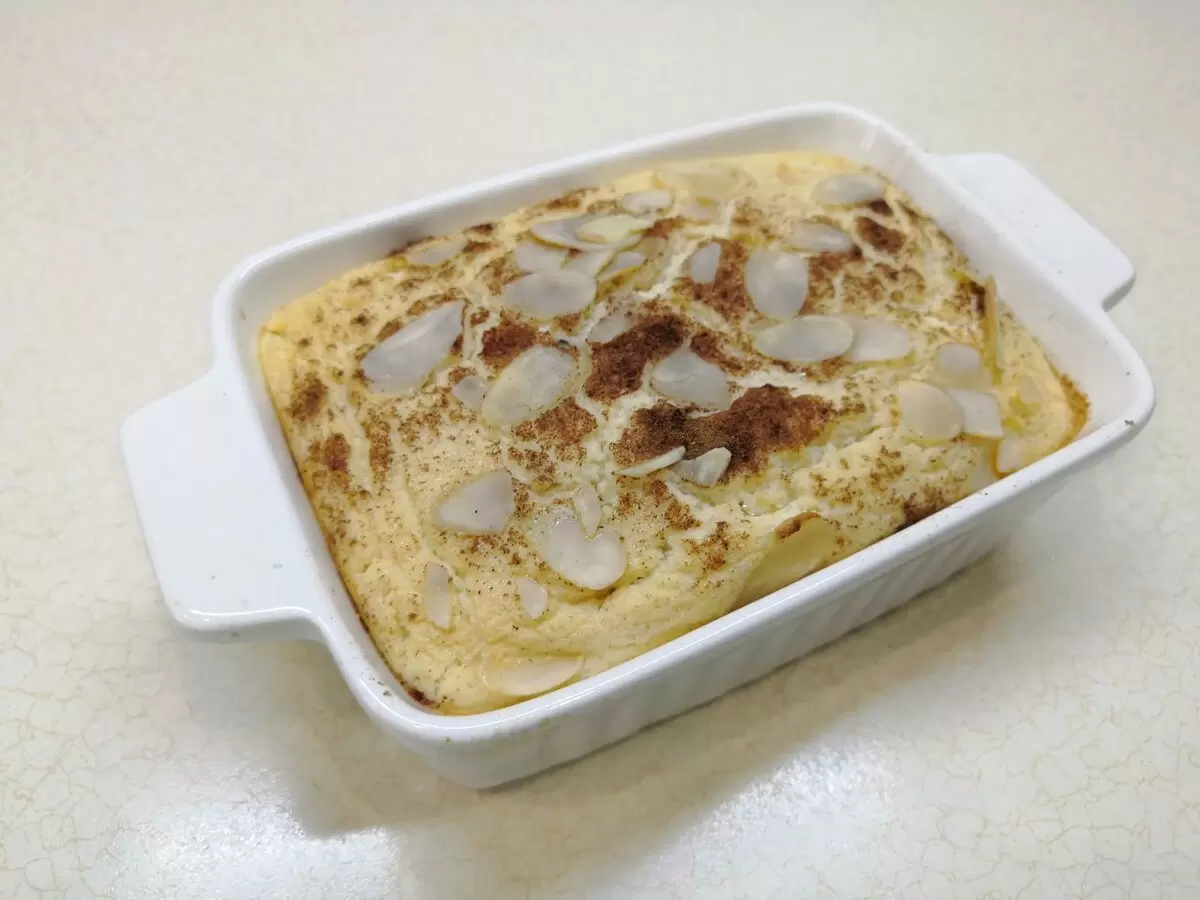 Легкий десерт с яблоками и йогуртом: пошаговый рецепт