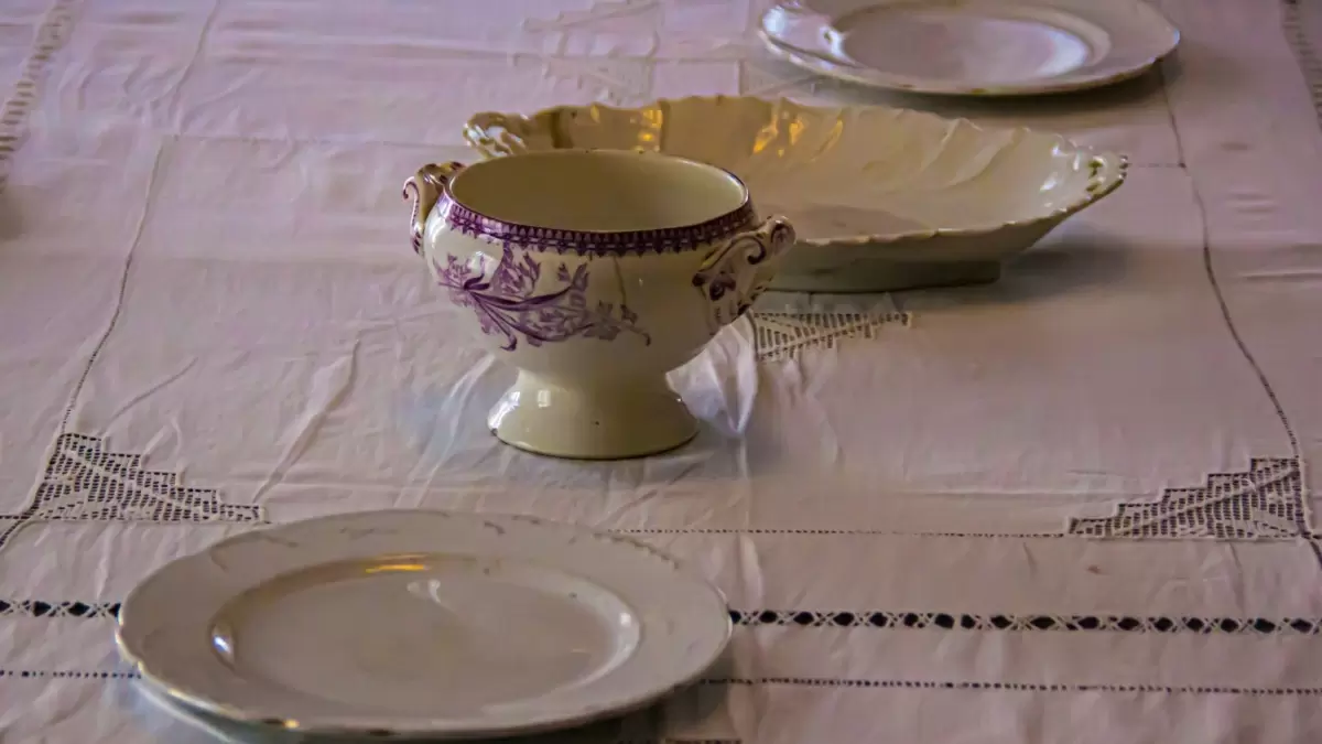 Как сохранить блеск дорогой посуды: простые принципы ухода