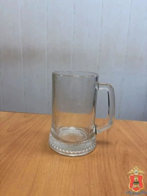 ПИВНАЯ КРУЖКА КАК АРГУМЕНТ: ПОЛИЦЕЙСКИЕ РАЗБИРАЮТСЯ В ОБСТОЯТЕЛЬСТВАХ КОНФЛИКТА НА ПОЧВЕ РЕВНОСТИ