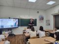 Начальник Госавтоинспекции города Твери Сергей Максимихин принял участие в родительском собрании в СОШ № 16
