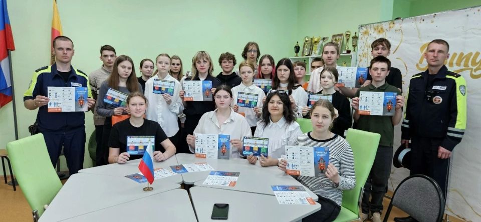 Западнодвинские автоинспекторы в преддверии летних каникул провели профилактические беседы с учащимися Западнодвинские автоинспекторы в преддверии летних каникул провели профилактические беседы с учащимися