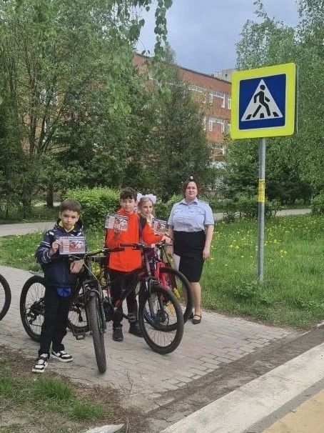 В Удомельском муниципальном округе прошли профилактические мероприятия для юных участников дорожного движения В Удомельском муниципальном округе прошли профилактические мероприятия для юных участников дорожного движения