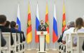 Виталий Королев накануне Дня России вручил жителям Тверской области государственные и региональные награды