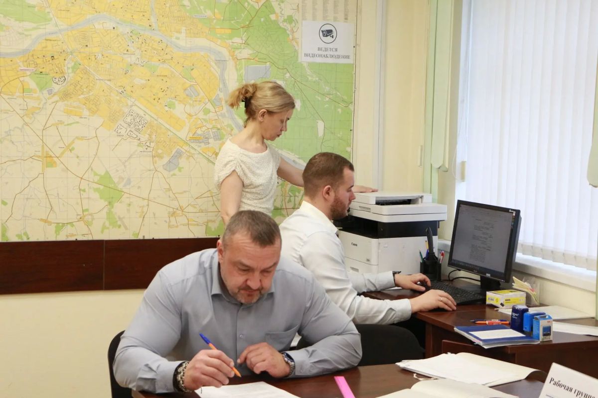 Олег Лебедев представил в избирательную комиссию Тверской области документы о выдвижении кандидатом в депутаты Государственной Думы России Олег Лебедев представил в избирательную комиссию Тверской области документы о выдвижении кандидатом в депутаты Государственной Думы России