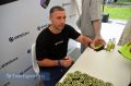 Илья Ковальчук подарил школьнику «плойку» и подписал 250 шайб