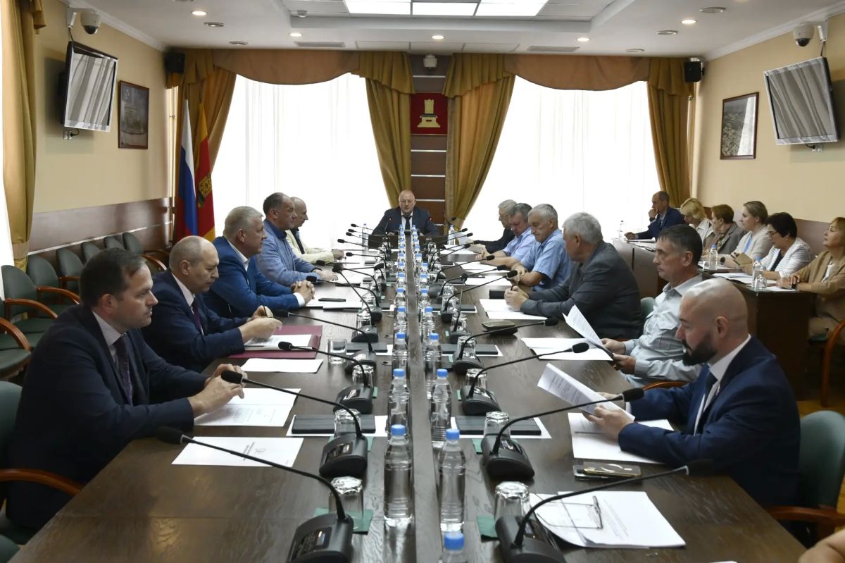 21 июля председатель областного парламента Сергей Голубев провел заседание Совета ЗСТО