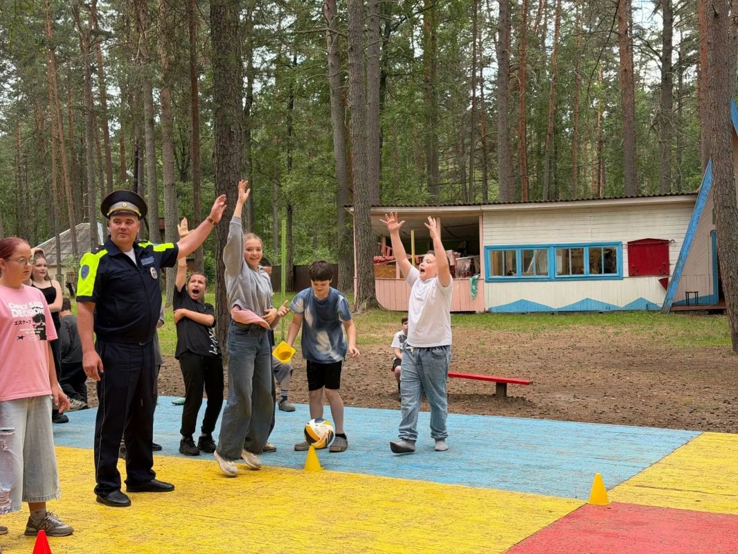 В загородном оздоровительном лагере «Ровеснике» прошел турнир по пешеходной грамотности В загородном оздоровительном лагере «Ровеснике» прошел турнир по пешеходной грамотности
