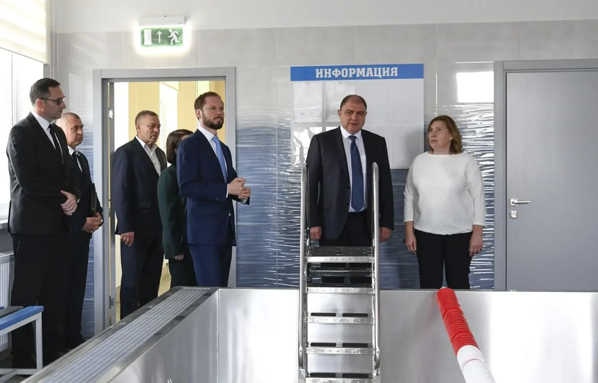 Глава Тверской области Виталий Королев открыл новое здание Калязинского детского дома Глава Тверской области Виталий Королев открыл новое здание Калязинского детского дома