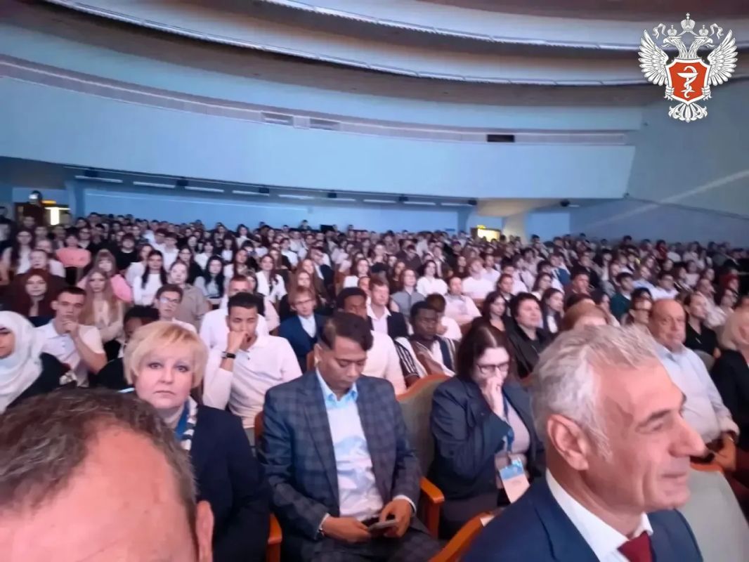 Михаил Мурашко поздравил первокурсников Тверского ГМУ Минздрава России с началом учебного года Михаил Мурашко поздравил первокурсников Тверского ГМУ Минздрава России с началом учебного года