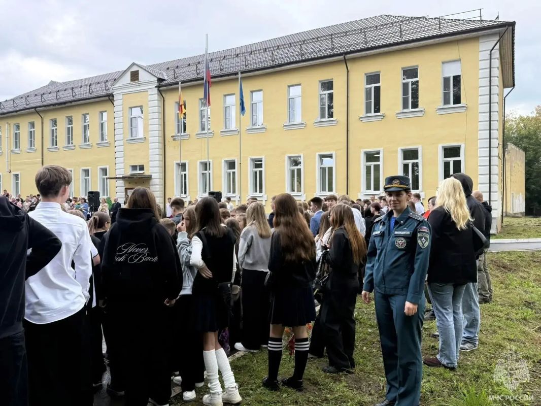 Обеспечение безопасность на Дне знаний Обеспечение безопасность на Дне знаний