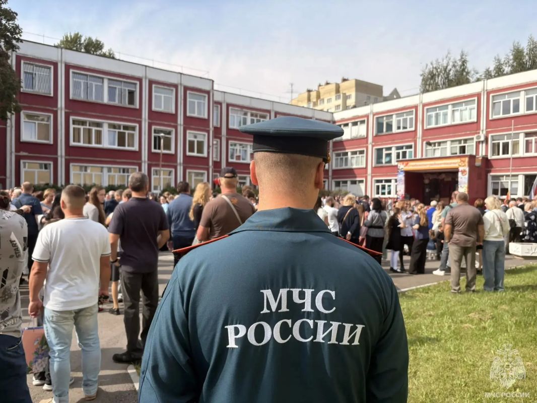 Обеспечение безопасность на Дне знаний Обеспечение безопасность на Дне знаний