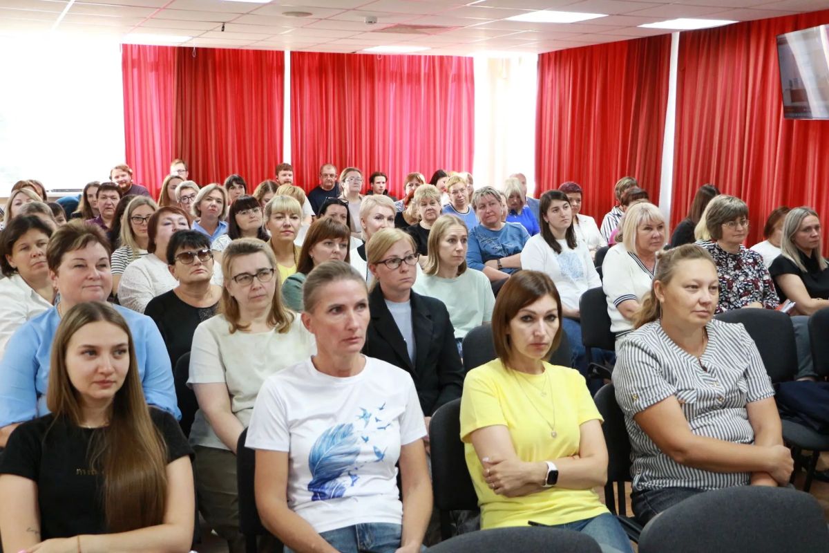 В рамках проекта «ИнформУИК» Валентина Дронова встретилась с сотрудниками УФНС России по Тверской области В рамках проекта «ИнформУИК» Валентина Дронова встретилась с сотрудниками УФНС России по Тверской области