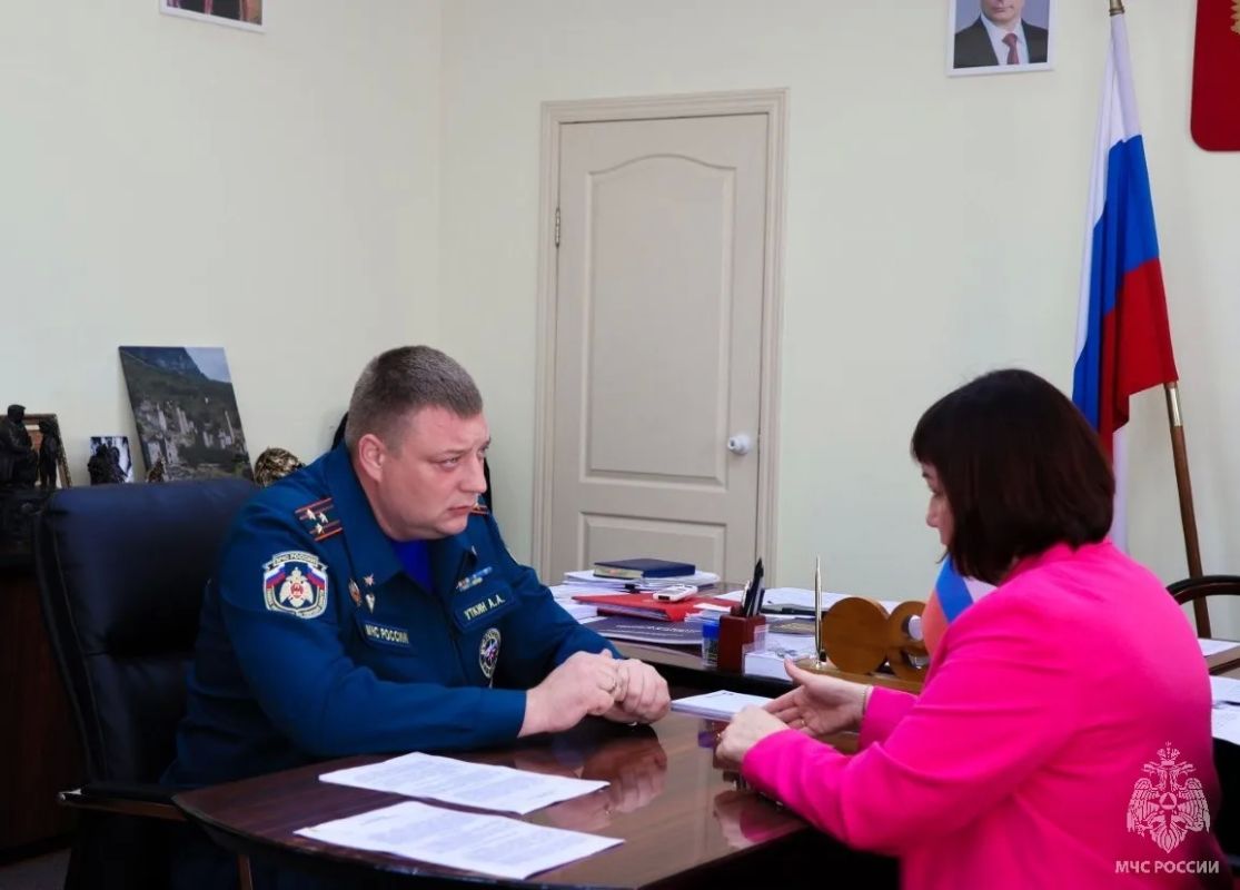 В Тверской области усилят взаимодействие по оказанию психологической помощи пострадавшим при ЧС В Тверской области усилят взаимодействие по оказанию психологической помощи пострадавшим при ЧС