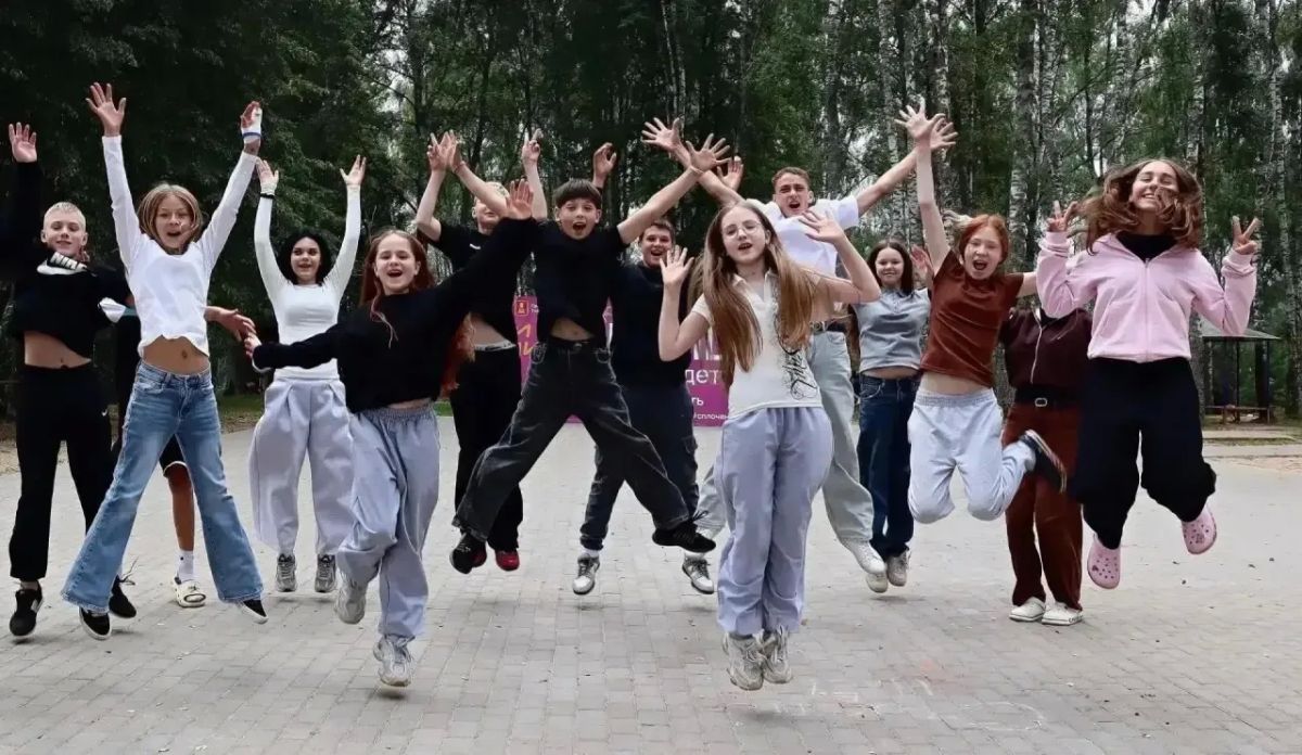 Около 1000 лагерей и 103 тысячи отдохнувших в них школьников: в Верхневолжье подвели итоги летней оздоровительной кампании 2026 года Около 1000 лагерей и 103 тысячи отдохнувших в них школьников: в Верхневолжье подвели итоги летней оздоровительной кампании 2026 года