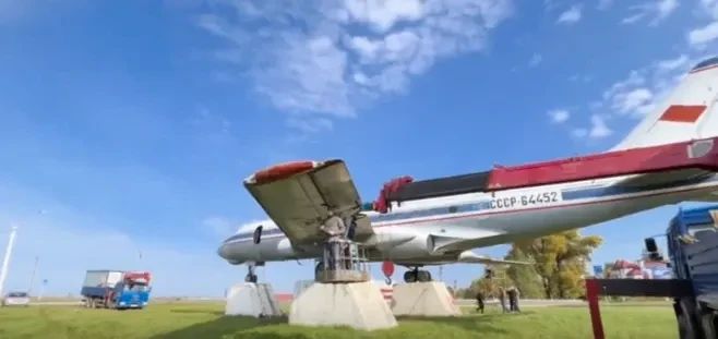В Кимрах начались работы по реконструкции легендарного Ту-124