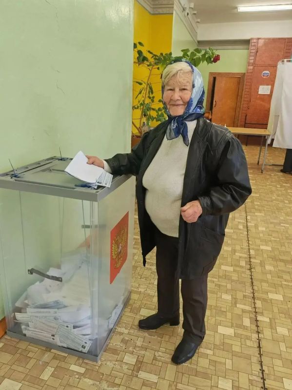 Современные защитники Родины наравне с героями поколения победителей голосуют за будущее Верхневолжья и страны Современные защитники Родины наравне с героями поколения победителей голосуют за будущее Верхневолжья и страны