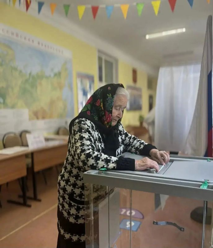В Тверской области ветераны войны поделились мнением о важности участия в выборах В Тверской области ветераны войны поделились мнением о важности участия в выборах