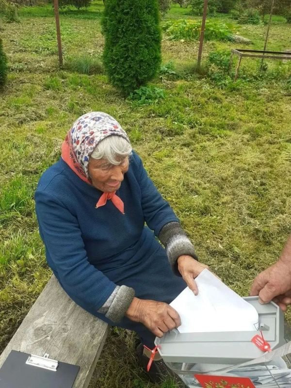 В Тверской области ветераны войны поделились мнением о важности участия в выборах В Тверской области ветераны войны поделились мнением о важности участия в выборах