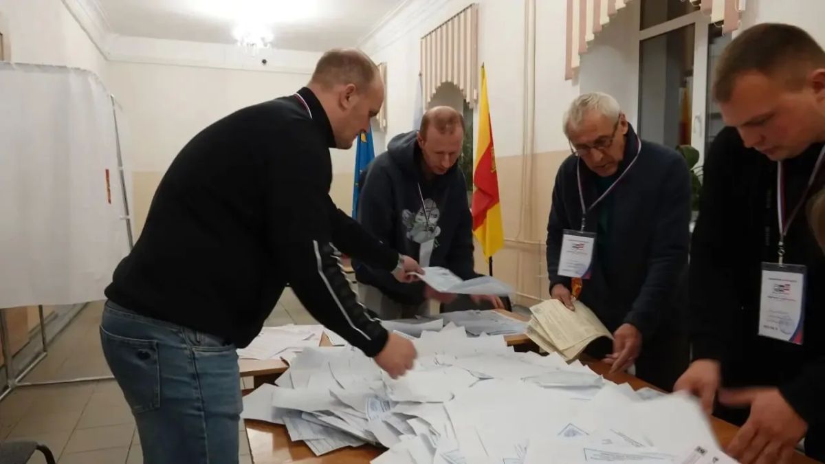 В Тверской области завершилось трехдневное голосование на федеральных, региональных и муниципальных выборах В Тверской области завершилось трехдневное голосование на федеральных, региональных и муниципальных выборах