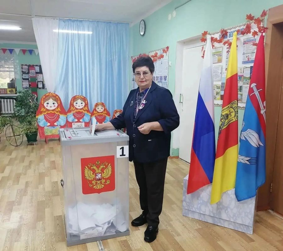 На выборах голосуют наши коллеги На выборах голосуют наши коллеги