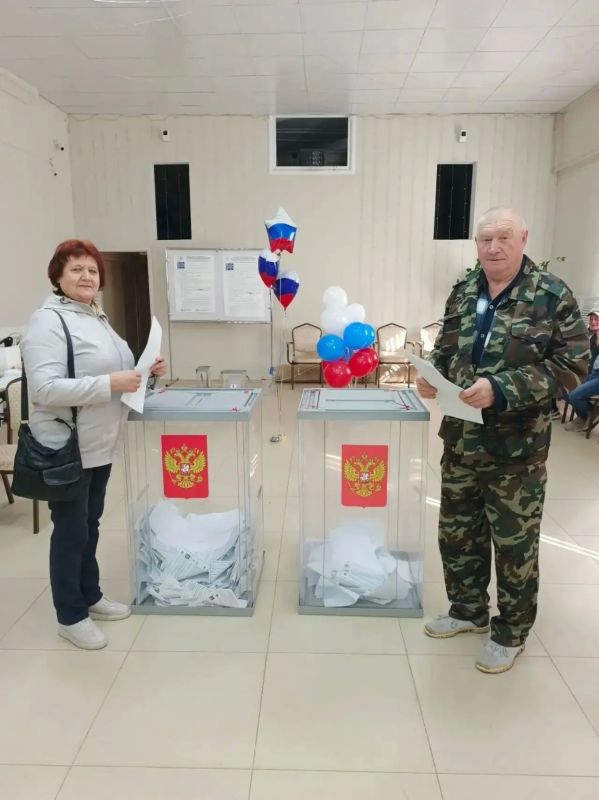 Общественные наблюдатели от Общественной палаты Тверской области ведут непрерывный мониторинг на избирательных участках — их работа помогает обеспечивать прозрачность и легитимность избирательного процесса Общественные наблюдатели от Общественной палаты Тверской области ведут непрерывный мониторинг на избирательных участках — их работа помогает обеспечивать прозрачность и легитимность избирательного процесса