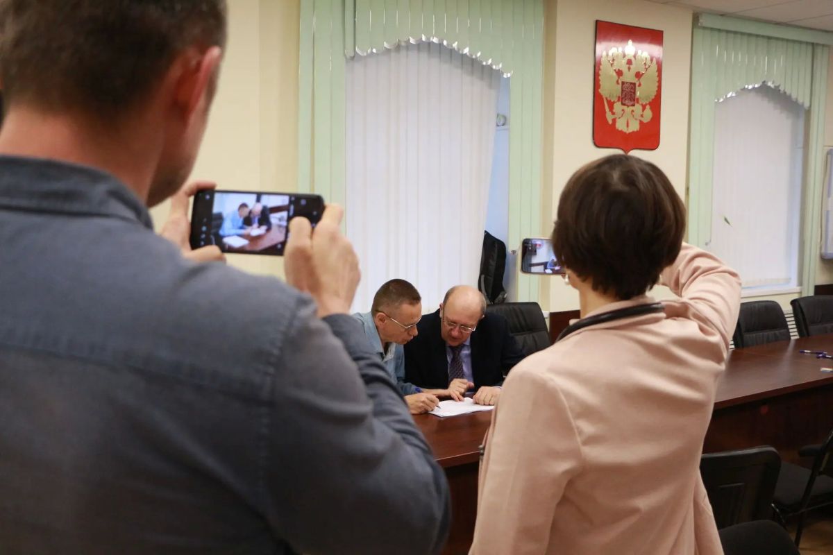 В участковых избирательных комиссиях подсчет голосов завершен, избирательная комиссия Тверской области принимает документы от ТИК В участковых избирательных комиссиях подсчет голосов завершен, избирательная комиссия Тверской области принимает документы от ТИК
