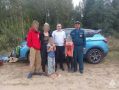 В Рамешковском округе спасатели нашли заблудившихся в лесу людей