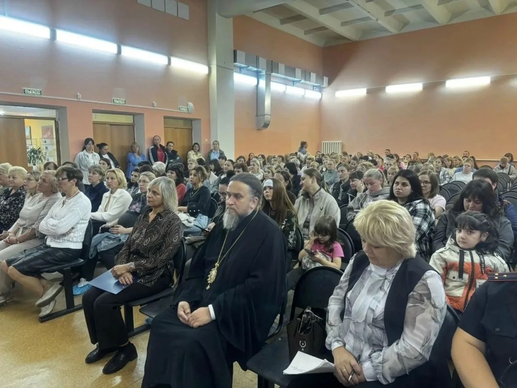 С началом нового учебного года сотрудники Госавтоинспекции Тверской области усилили работу с родителями С началом нового учебного года сотрудники Госавтоинспекции Тверской области усилили работу с родителями
