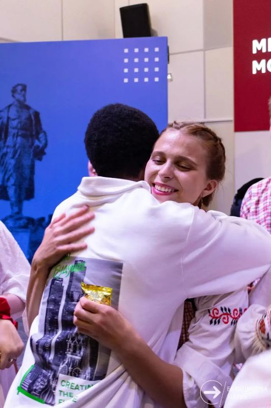 Тверская область представила иностранным участникам Международного фестиваля молодежи историческое наследие, промышленный потенциал и возможности международного сотрудничества Тверская область представила иностранным участникам Международного фестиваля молодежи историческое наследие, промышленный потенциал и возможности международного сотрудничества