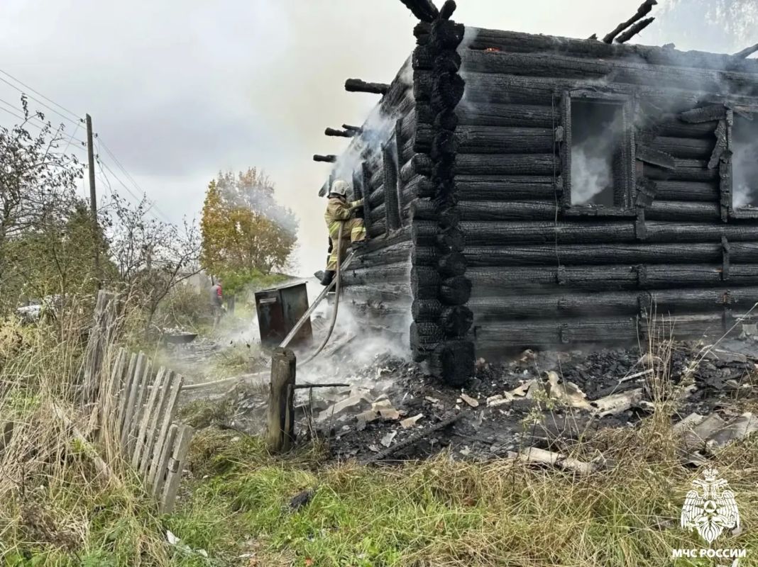 Гибель на пожаре. Сегодня утром произошел пожар в жилом доме в населенном пункте Новая Горка Лесного МО. Огнеборцами 37 ПСЧ возгорание было оперативно ликвидировано Гибель на пожаре. Сегодня утром произошел пожар в жилом доме в населенном пункте Новая Горка Лесного МО. Огнеборцами 37 ПСЧ возгорание было оперативно ликвидировано