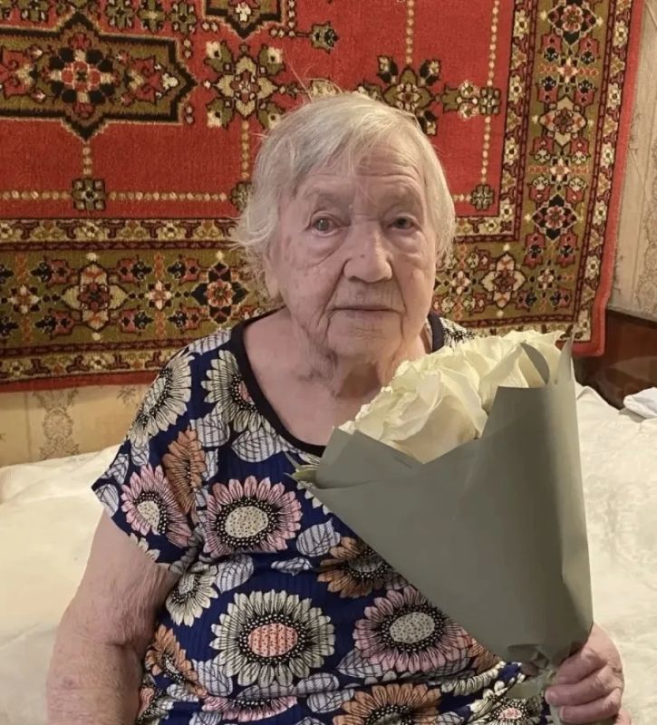 Вековой юбилей отметила труженица тыла из Бежецкого округа Вера Алексеевна Седова